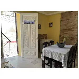 Casa de construcción moderna ubicada en la zona centro de Trinidad miniatura 3