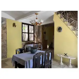 Casa de construcción moderna ubicada en la zona centro de Trinidad miniatura 2